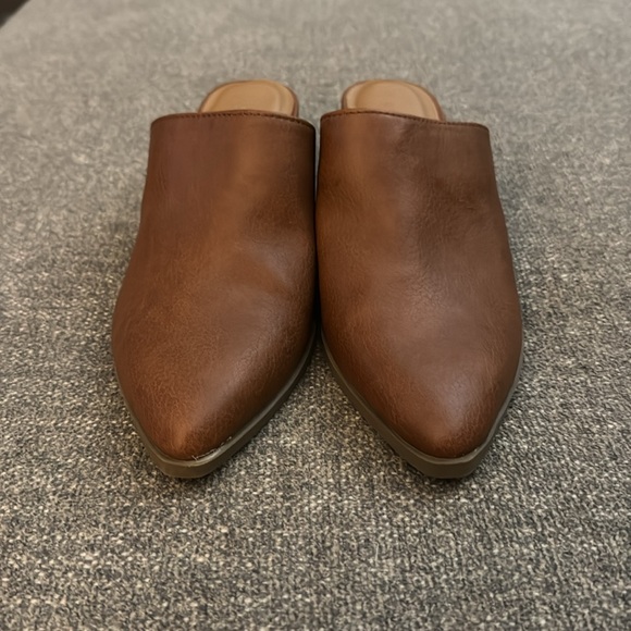 NWOT! Universal Thread Chunky Heeled Mule Women’s Size 8 NWOT! - Picture 3 of 5